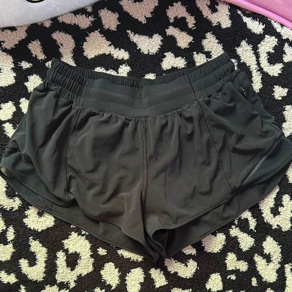 Lululemon Athletica Black Athletic Shorts Lightweight Moisture-Wicking
